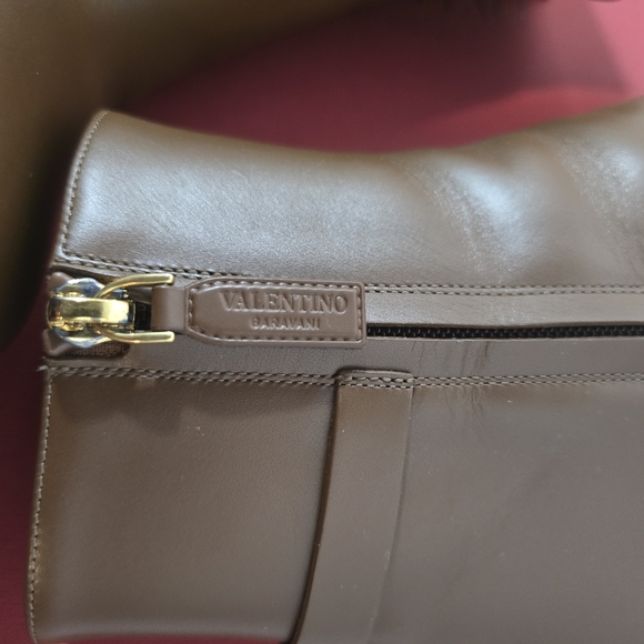 Valentino V Logo Boots - Picture 9 of 16